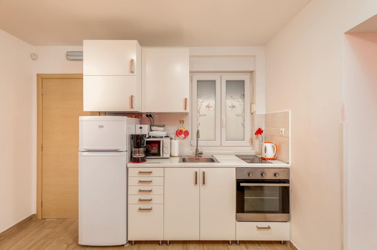 Apartments Hortensia พูลา ภายนอก รูปภาพ
