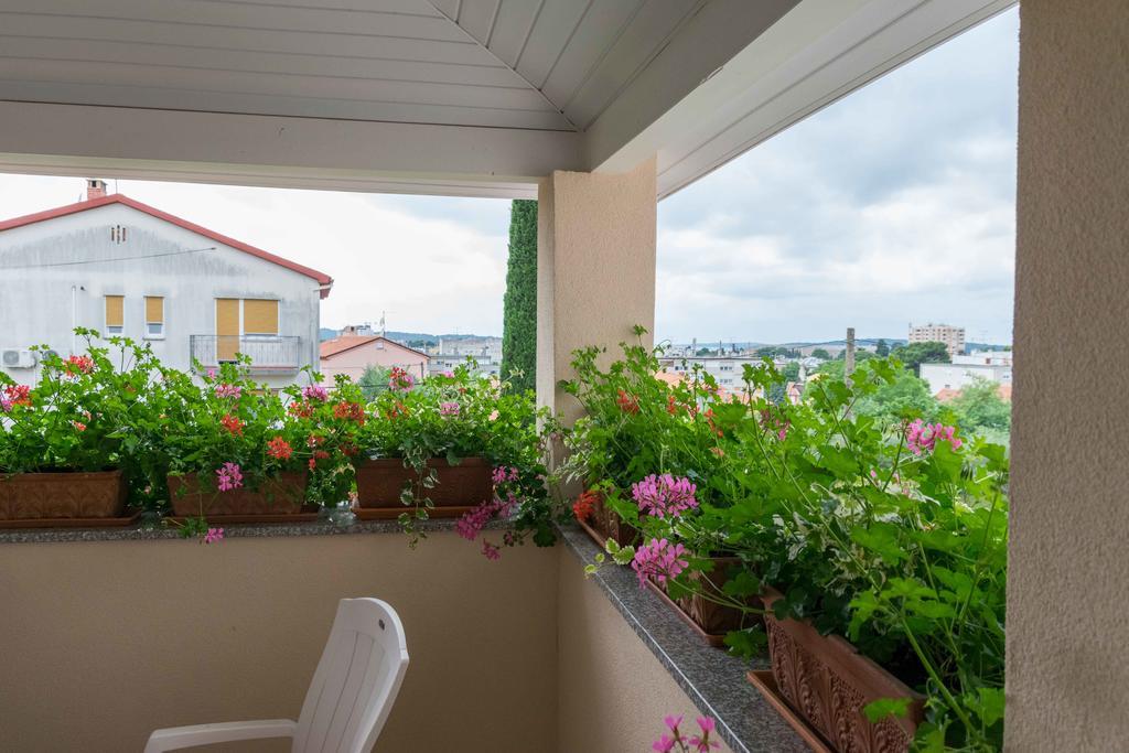 Apartments Hortensia พูลา ภายนอก รูปภาพ